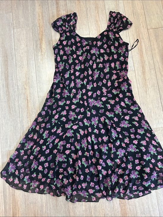 Jones New York Dresses & Skirts - VTG Silk Chiffon Midi Dress with Pink & Green Floral Print bias-cut 16W